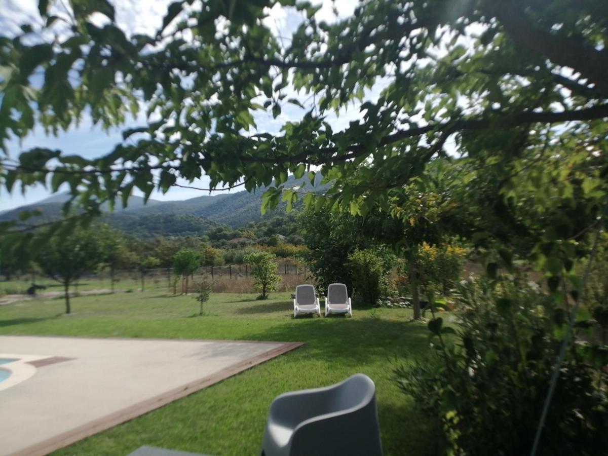 Le Petit Ventoux Hotell Malaucène Exteriör bild