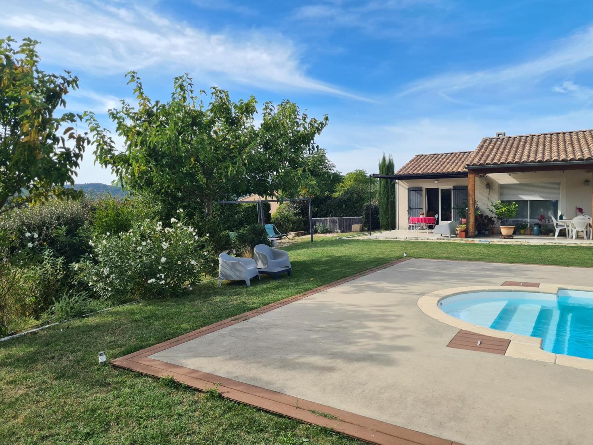 Le Petit Ventoux Hotell Malaucène Exteriör bild