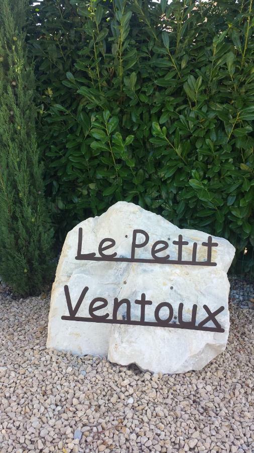 Le Petit Ventoux Hotell Malaucène Exteriör bild